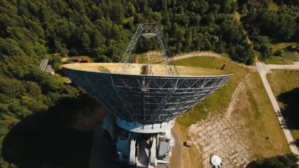 Astronomická observatoř v lese — Stock video