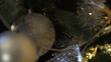 Madalyalı Noel ağacı.