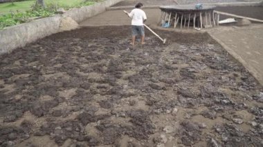 Bali tuz üretimi.