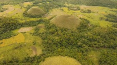 Çikolata Hills Bohol, Filipinler, anteni otellerini göster.