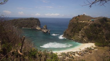 Tropik güzel plaj. Nusa Penida