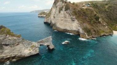 Denizde taş var. Bali, Endonezya.