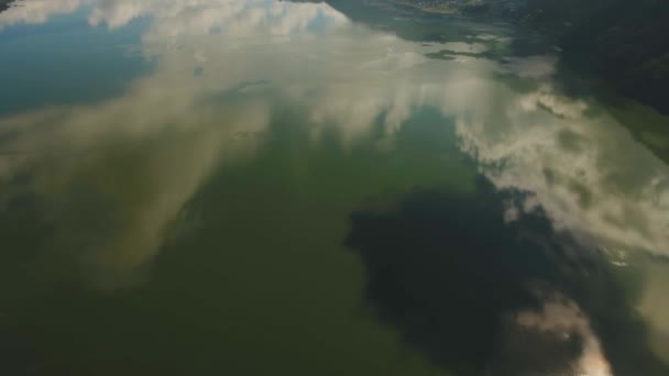 배 터 호수. 인도네시아, 발리. — 비디오