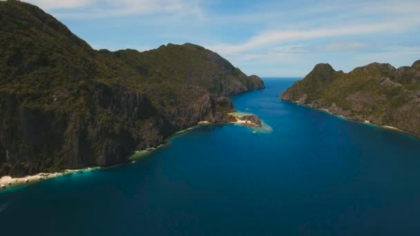 Isola tropicale e spiagge sabbiose, vista aerea. El Nido — Video Stock