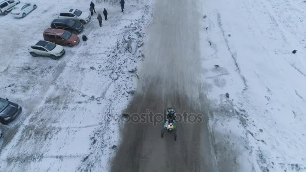 雪地摩托赛在冬季。雪地2018年1月27日锦标赛 — 图库视频影像