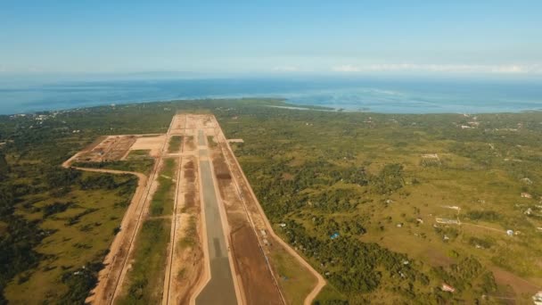 Výstavba nového letištního terminálu. Filipíny, Bohol, Panglao. — Stock video