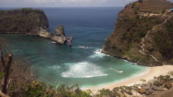 Tropisk vacker strand. Nusa Penida — Stockvideo
