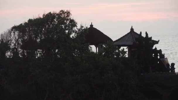 Hindu temple on the island Tanah Lot Bali,Indonesia. — Stock Video