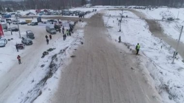 Kış sezonu kar arabası yarışları. Kar motosikletleri 27 Ocak 2018 üzerinde Şampiyonası
