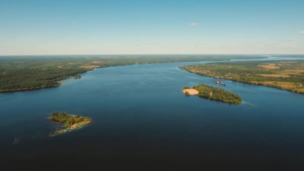 Veduta aerea Paesaggio del campo, lago . — Video Stock