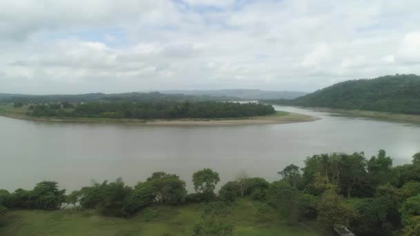 River in farmlands. Philippines, Luzon — Stock Video