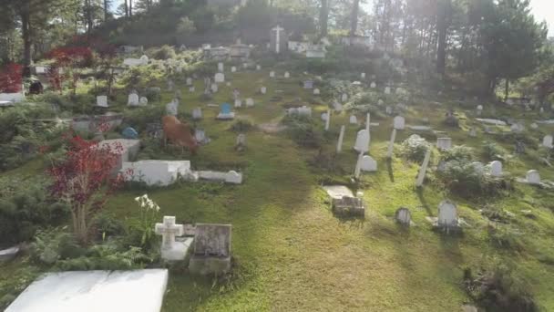 Catholic cemetery in the Philippines. — Stock Video