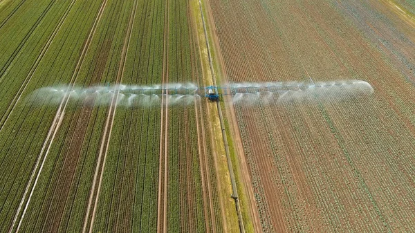 Système d'irrigation des terres agricoles. — Photo