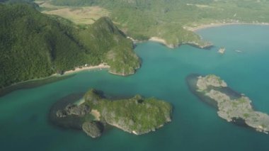 Caramoan Adaları Deniz Burnu, Camarines Sur, Filipinler.