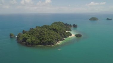 Caramoan Adaları Deniz Burnu, Camarines Sur, Filipinler.