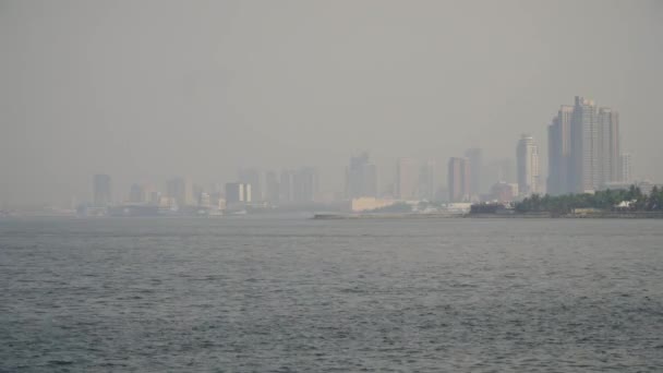 Stad met wolkenkrabbers en gebouwen. Filipijnen, Manilla, Makati. — Stockvideo