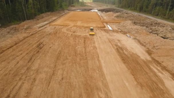 Bau einer neuen Straße. — Stockvideo