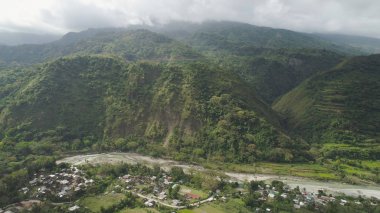 Filipinler, Luzon dağ manzarası.