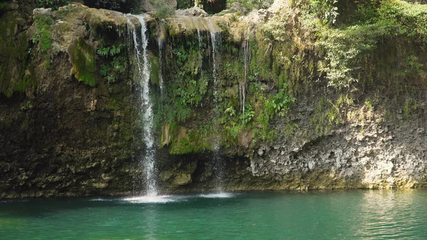 Beautiful tropical waterfall. Philippines, Luzon — Stock Photo, Image