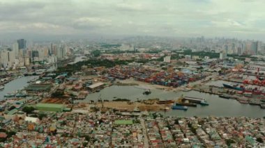Manila şehri, Filipinlerin başkenti..