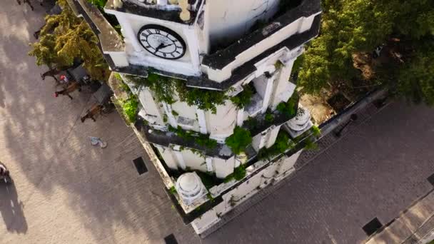 Cathédrales Vigan Clocher colonial espagnol .