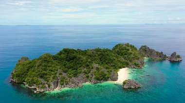 Caramoan Adaları, Camarines Sur, Filipinler.