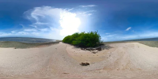 Tropikalna plaża na wyspie, 360 VR. — Zdjęcie stockowe