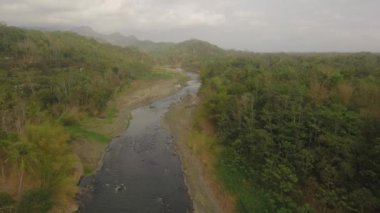 Tropikal manzara nehri, çiftçiler toprak