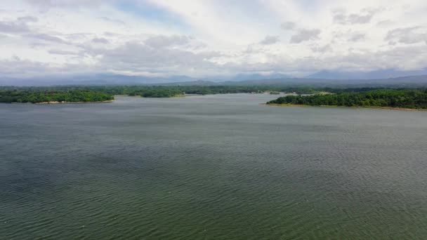 Вид на озеро Паоай, Филиппины. — стоковое видео