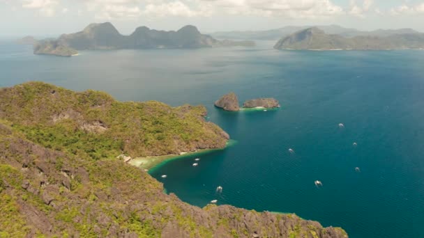 Przylądek morski z tropikalnymi wyspami El Nido, Palawan, Filipiny — Wideo stockowe