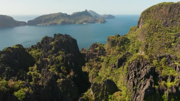 Tropik adaları olan deniz burnu El Nido, Palawan, Filipinler — Stok video