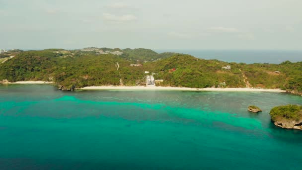 Paisaje marino con beah en la isla de Boracay, Filipinas. — Vídeo de stock