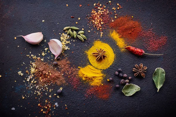 çeşitli baharatlar