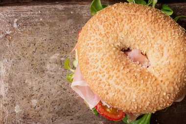 Simit Prosciutto ile