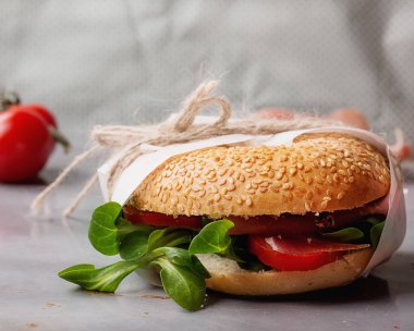 Simit Prosciutto ile