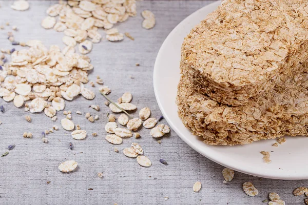 Oats, oatmeal and oatmilk — Stock Photo, Image