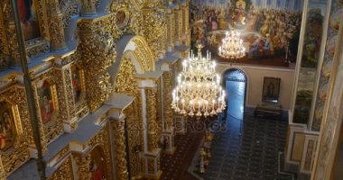 Kilise, Kiev Perchersk Manastırı ile sanatsal dekor, varlık atış--dan ikinci kat gibi bir yukarı aşağı ve görünümü aşağı