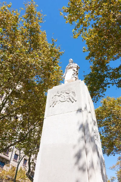 Статуя Жоан Груэль и Феррер Барселона, Испания — стоковое фото