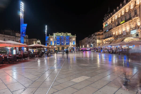 Gece Place de la Comedie harika mimarisi 