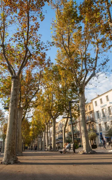 Δρόμους, σκηνές και αρχιτεκτονική Narbonne, Γαλλία. — Φωτογραφία Αρχείου