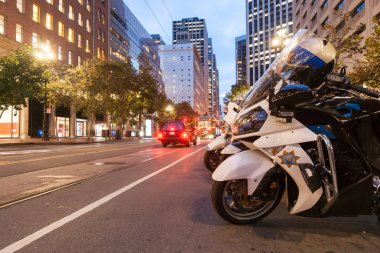 San Fransisco sokaklarında ve mimari