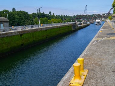Ballard ile köprü tekne önümüzdeki t ötesine yönündeki seyir kilitler,