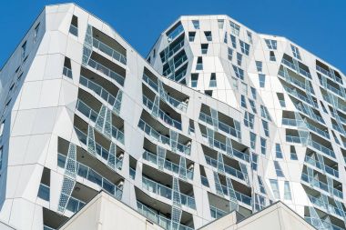 İlginç fantastik tasarım beyaz Calypso kule yüksek doğmak ofisi bir