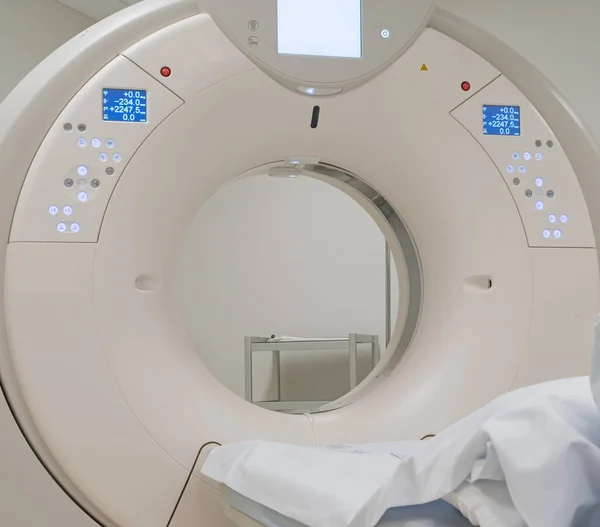 Tomografia computadorizada no hospital em centro de radiografia . — Fotografia de Stock