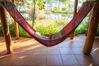 Ev luxurio için manzaralı karanlık iç hamak salıncaklar