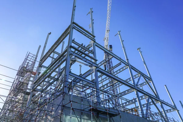 Marco estructural de acero para el nuevo edificio . —  Fotos de Stock