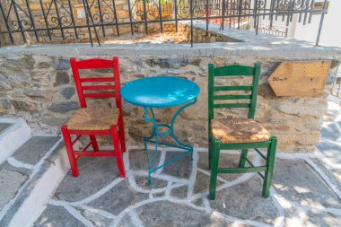 Filoti 'deki Yunan Adası köyü sahnesi.