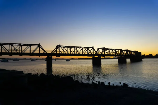 Histórico Puente Ferroviario Tauranga Silueta Primera Hora Mañana Contra Amanecer — Foto de Stock