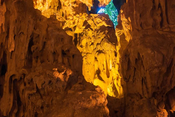 Hang Sung Sot Cave Also Known Cave Surprises One Most — Stock Photo, Image