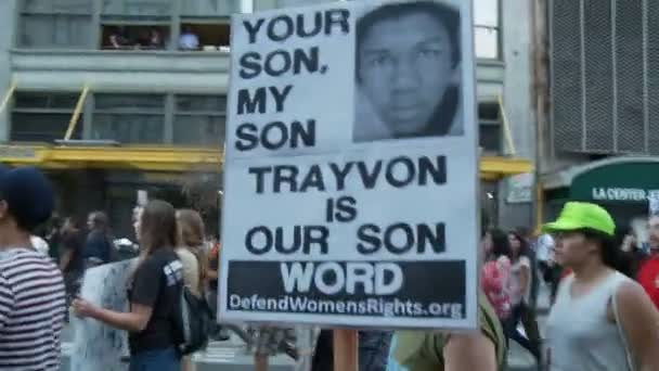 "Fiul tău, fiul meu "Semn — Videoclip de stoc